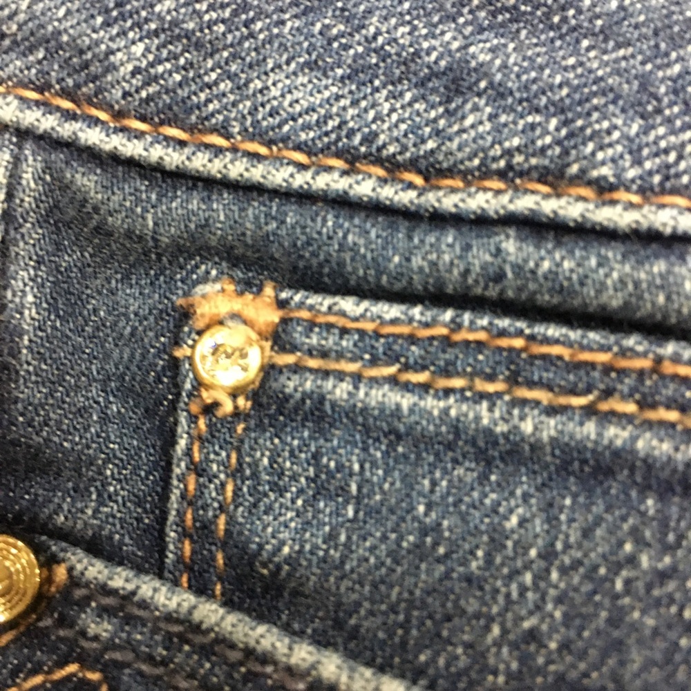 EUC White House Black Market Slim Leg Regular Distressed Fabric Jean - Picture 4 of 15